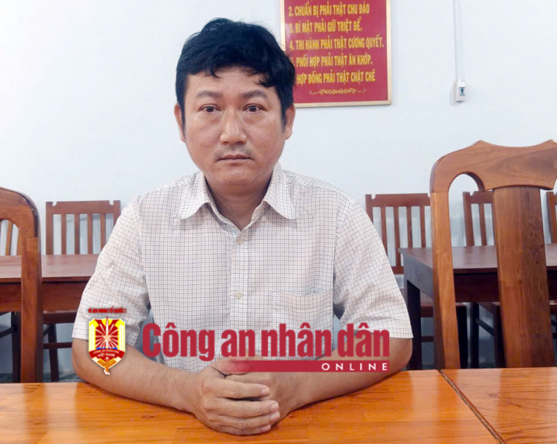 Khởi tố đối tượng chuyên sản xuất nước chấm, nước giặt giả -0