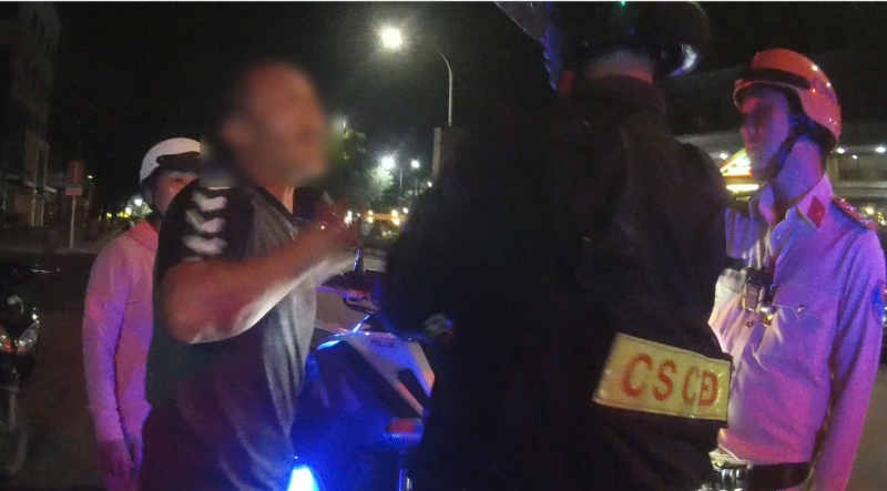 z7187489194964_19bb67f6c84a1a11896756ba9ed35a34.jpg -0