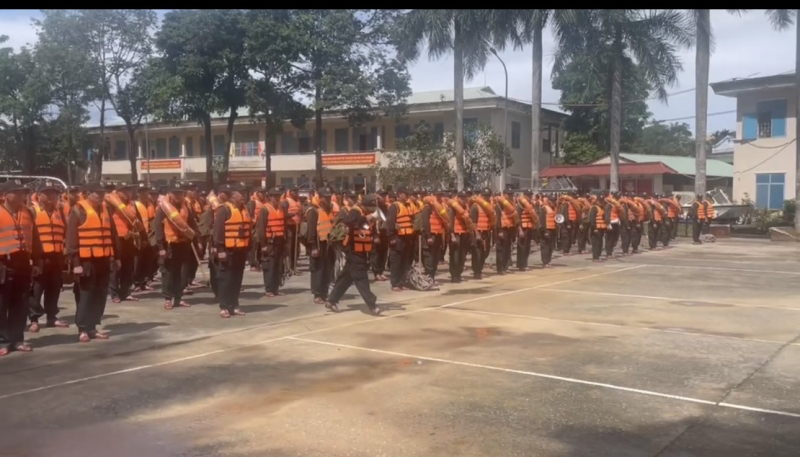 Lực lượng Cảnh sát cơ động khu vực miền Trung sẵn sàng ứng phó với bão số 13 -0