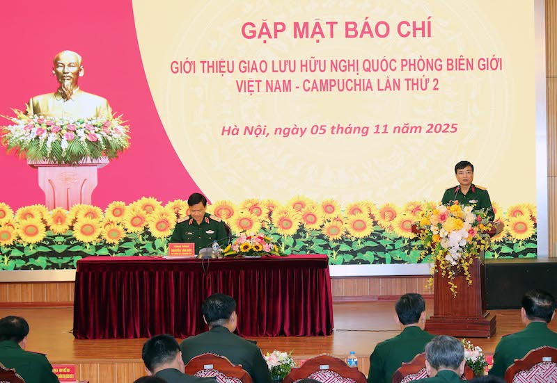 Giao lưu hữu nghị Quốc phòng biên giới Việt Nam - Campuchia lần thứ hai diễn ra từ ngày 12 - 14/11 -0