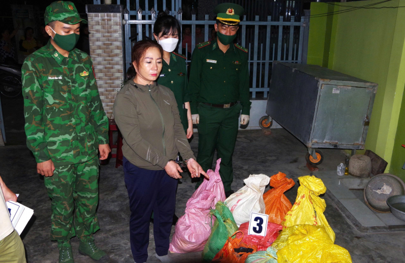             Đấu tranh triệt xóa đường dây mua bán hơn nửa tấn thuốc nổ   -0