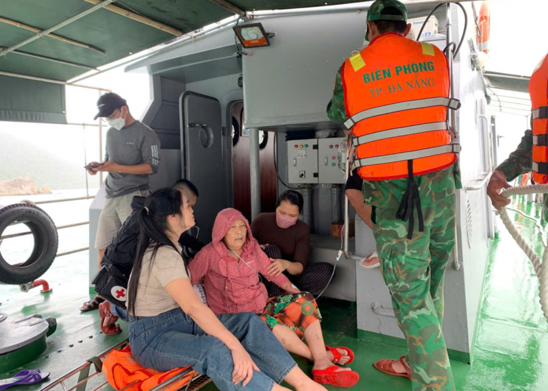 Khẩn trương giúp người dân ứng phó bão số 13 -0