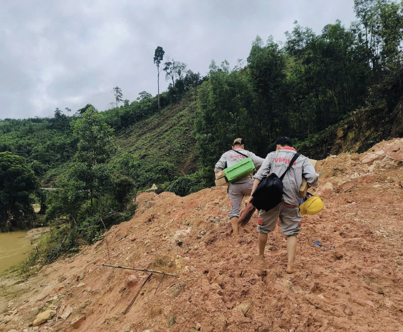 Viettel kích hoạt toàn mạng lưới ứng phó bão số 13, bảo đảm thông tin thông suốt -1