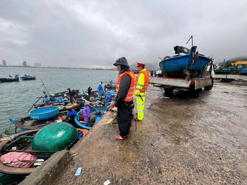 Da Nang evakuerte mer enn 1180 husstander for å forhindre og unngå storm nr. 13 -0
