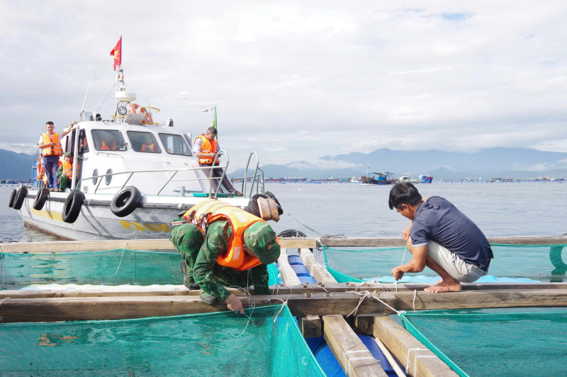 Bão số 13 tăng lên cấp 15, các tỉnh Nam Trung bộ khẩn cấp ứng phó -0