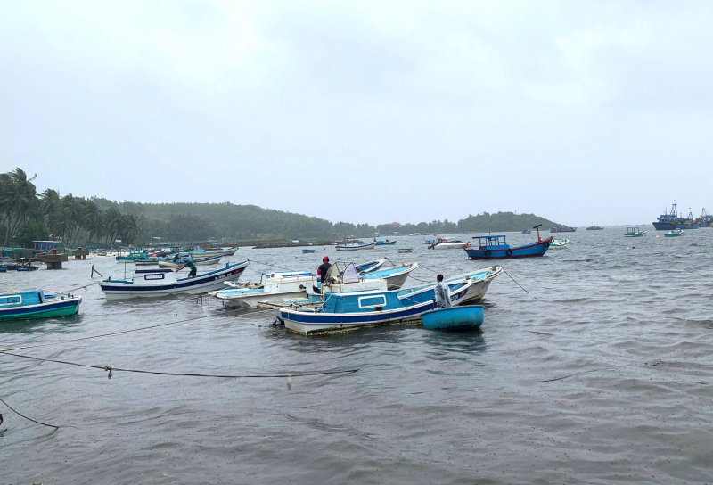 Der stellvertretende Sekretär des Provinzparteikomitees von Dak Lak „klopft an jede Tür“ und fordert die Bevölkerung auf, sich wegen des Sturms zu evakuieren.