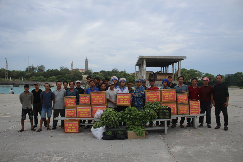 A Zona Especial de Truong Sa garante segurança após o tufão Kalmaegi -0