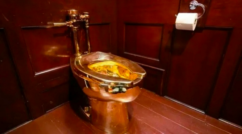 Bồn cầu giá 263 tỷ -0