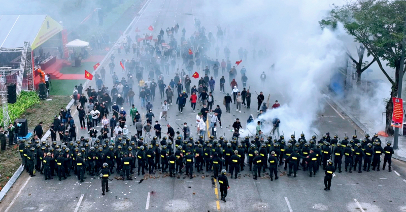 Mãn nhãn màn biểu diễn khí công, võ thuật của CSCĐ tinh nhuệ Công an Ninh Bình -2