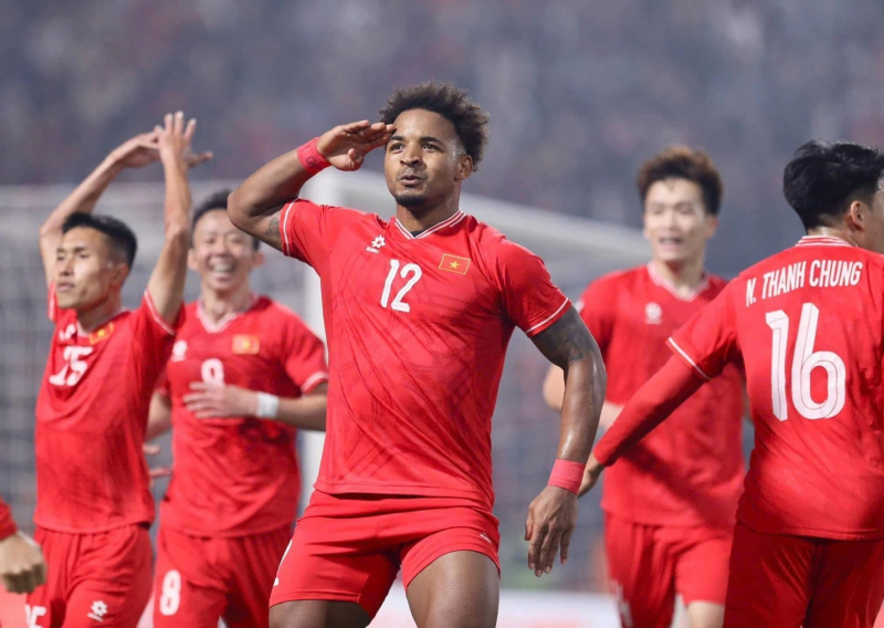 Har tränare Kim Sang-sik bråttom med Xuan Son? -0