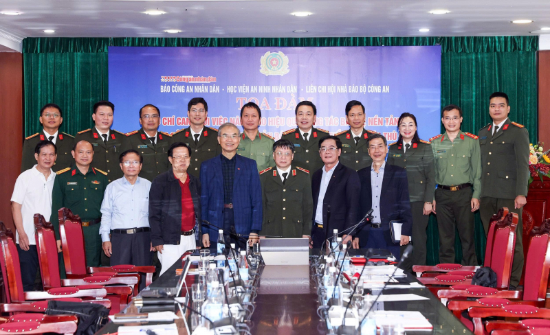 Chia sẻ kinh nghiệm tuyên truyền bảo vệ nền tảng tư tưởng của Đảng, đấu tranh phản bác quan điểm sai trái, thù địch -0