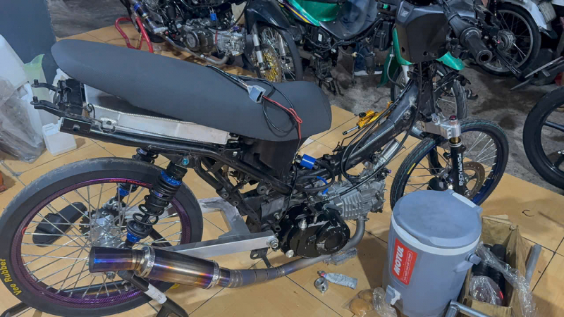 TP Hồ Chí Minh: Đột kích “lò độ xe”, nhiều xe không rõ nguồn gốc bị tạm giữ -0