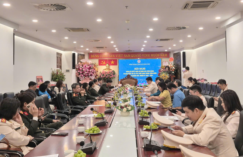 Công bố quyết định chỉ định Ban Công đoàn và Ủy ban Kiểm tra Công đoàn CAND -0