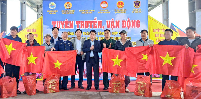 Hà Tĩnh huy động cả hệ thống chính trị chống khai thác IUU -0