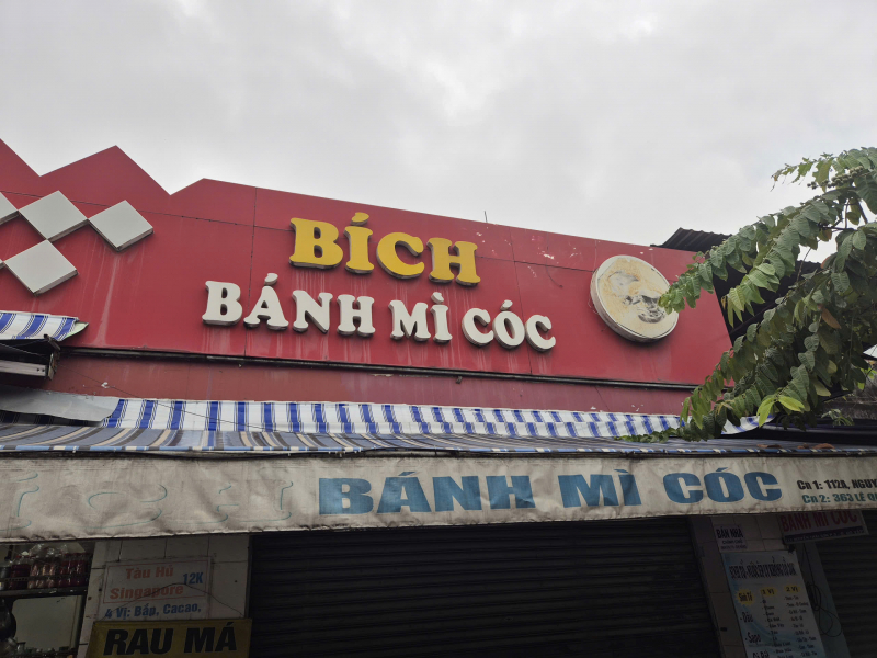 Vụ ngộ độc sau ăn bánh mì: Các loại thực phẩm đều có hóa đơn, chứng từ nguồn gốc rõ ràng? -0