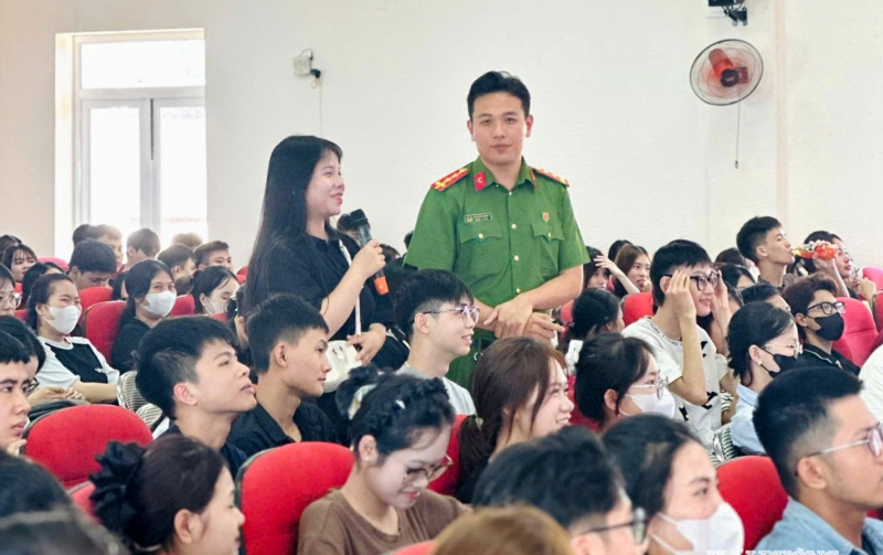 088 HP 의과대학의 약물 예방에 대한 선전.jpg -0