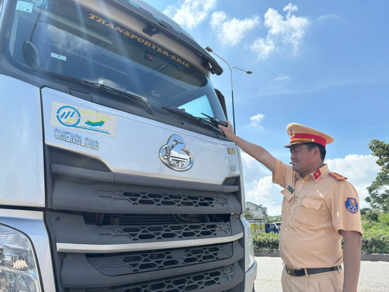 CSGT Công an TP Hồ Chí Minh Tăng cường kiểm soát các phương tiện trên tuyến đường trọng điểm  -0