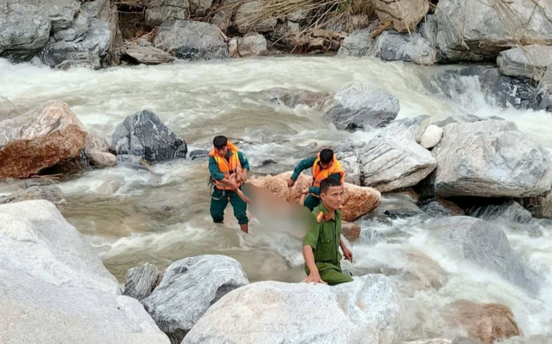 2 em nhỏ chết và mất tích khi tắm suối ở Đà Nẵng -0