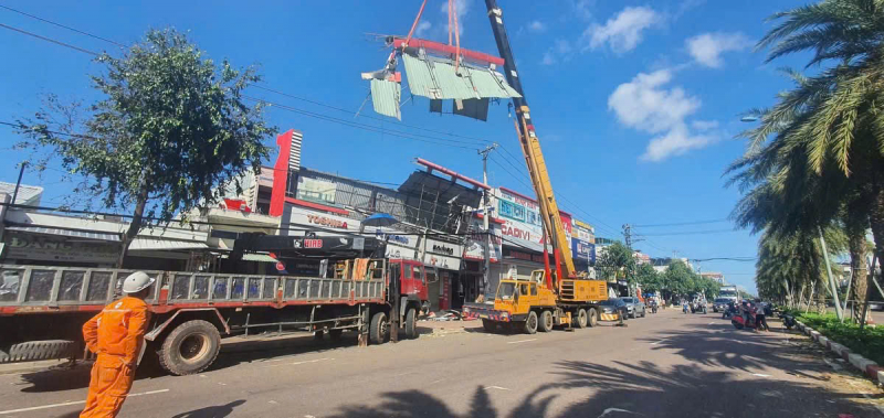 EVNCPC tăng cường thêm 1.000 nhân lực hỗ trợ Gia Lai, Đắk Lắk khôi phục lưới điện sau bão số 13 (Kalmaegi) -0