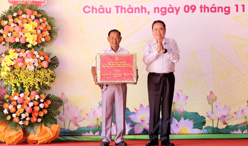 Chủ tịch Quốc hội Trần Thanh Mẫn dự Ngày hội đại đoàn kết toàn dân tộc tại Cần Thơ -0