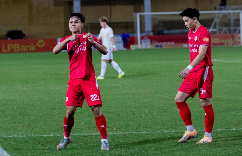 CLB Bóng đá Công an Hà Nội có chiến thắng đậm trước quãng nghỉ của V.league -0