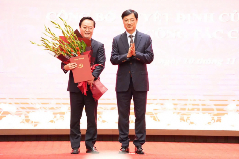 Giới thiệu đồng chí Nguyễn Đức Trung để HĐND TP bầu giữ chức Chủ tịch UBND TP Hà Nội -0