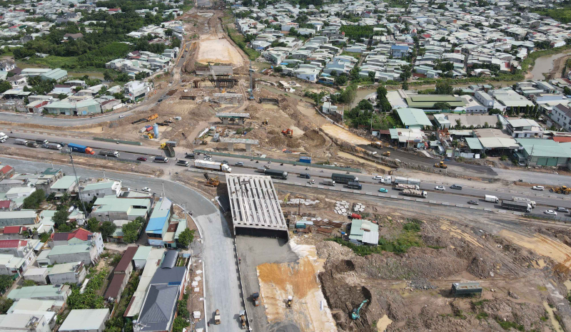 Ba tháng, ba lần đôn đốc, nhắc nhở, phê bình việc để chậm tiền độ Dự án thành phần 1 tuyến cao tốc Biên Hòa - Vũng Tàu -0