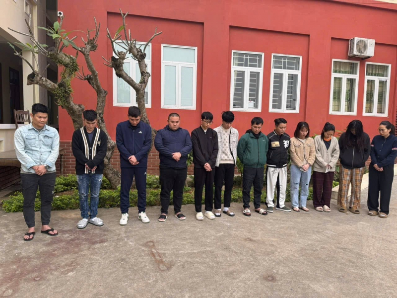 Mua niềm tin bằng “đánh giá 5 sao” -0