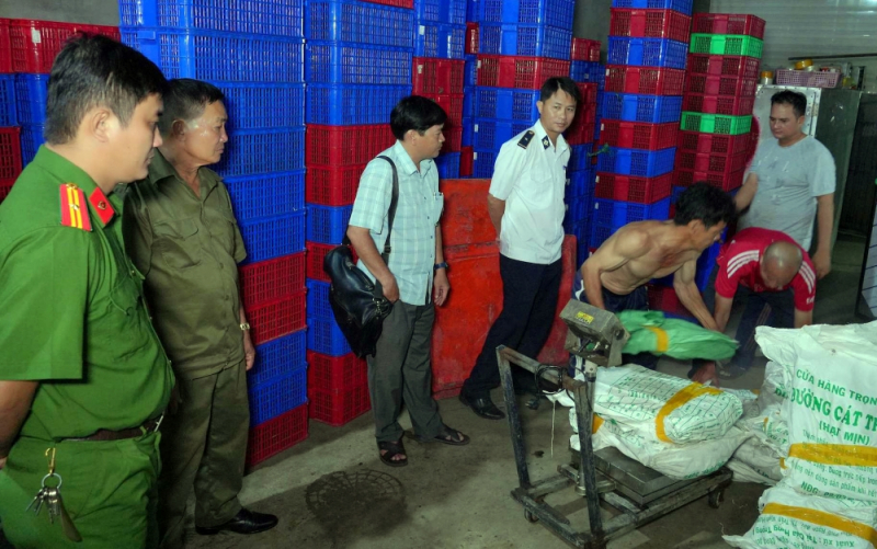 Siết chặt biên giới, ngăn chặn dòng chảy hàng lậu vào nội địa (bài 1) -0