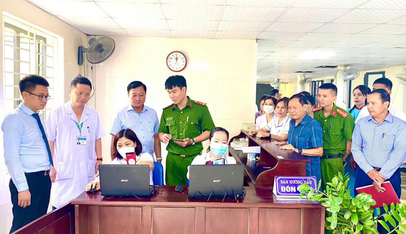 Công an Hà Tĩnh và những cái nhất trong thực hiện Đề án 06 -0