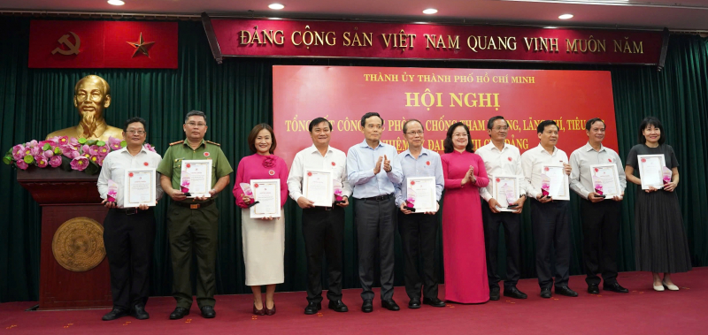 Bí thư Thành ủy TP Hồ Chí Minh: Phòng chống tham nhũng phải 