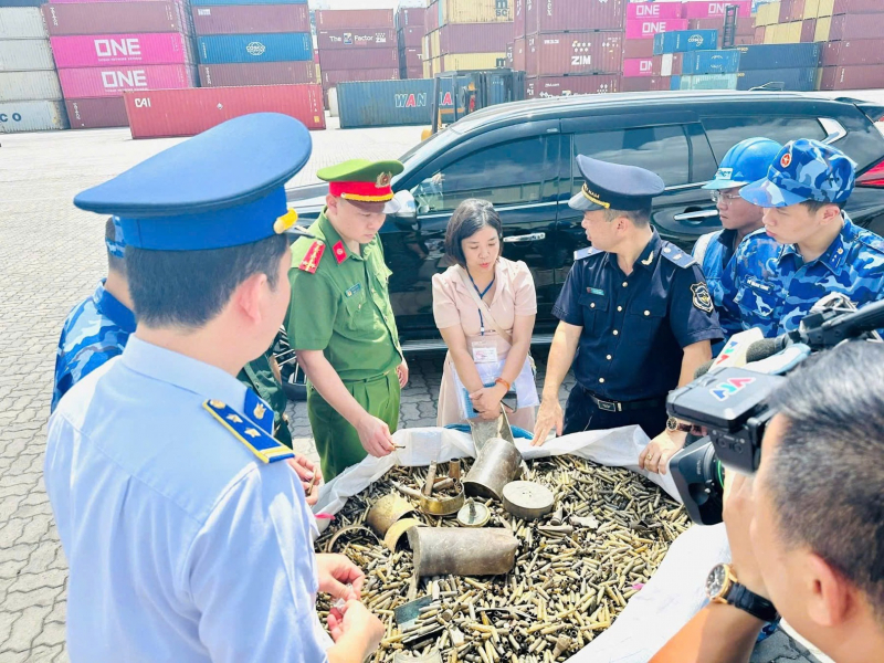 Doanh nghiệp đem hơn 25 tấn đạn, vỏ đạn quân dụng nhập khẩu cảng Hải Phòng bị Hải quan phát hiện -0