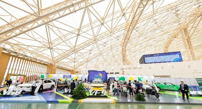 Khai mạc tuần lễ công nghiệp và công nghệ Việt Nam 2025 tại  VEC -0