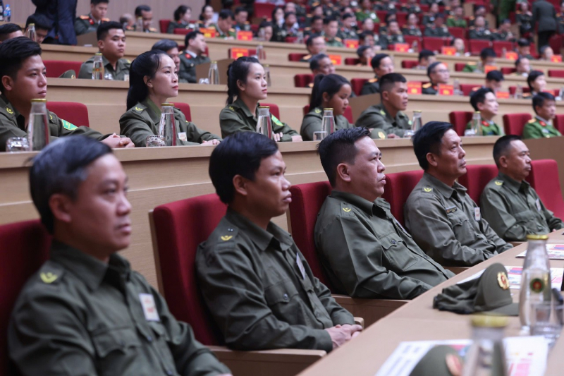 Thủ tướng dự, chỉ đạo Hội nghị sơ kết 1 năm triển khai lực lượng tham gia bảo vệ ANTT ở cơ sở -1