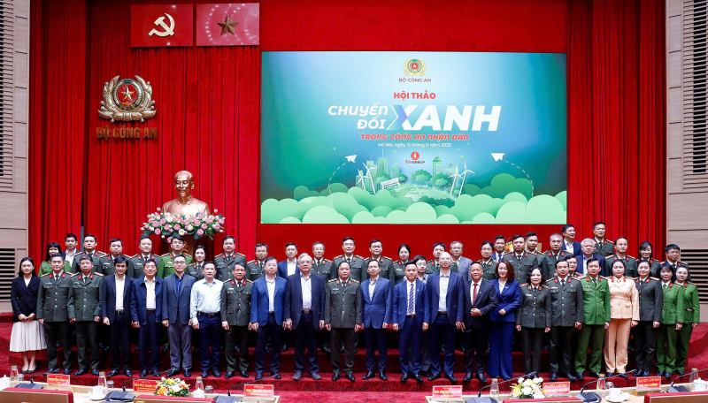 Lực lượng CAND tiên phong trong chuyển đổi xanh, bảo vệ môi trường -0