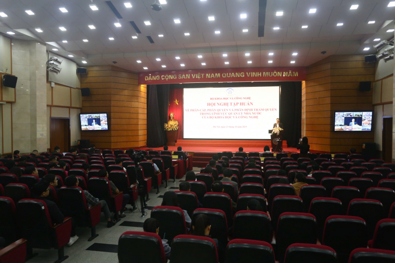 Tập huấn về phân cấp, phân quyền và phân định thẩm quyền trong lĩnh vực quản lý nhà nước tại 34 tỉnh thành -0