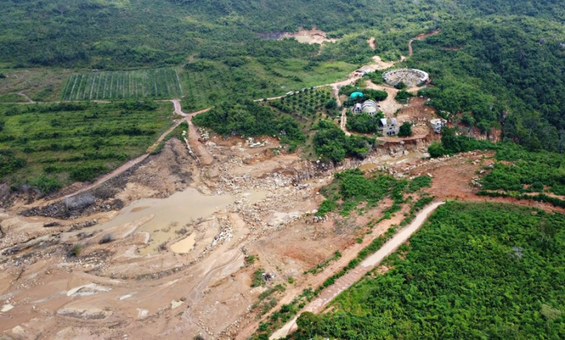 Khởi tố vụ án xảy ra ở Tuy Phong khiến bé gái 13 tuổi bị nước cuốn tử vong -0