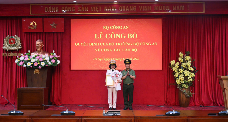 Cục Pháp chế và cải cách hành chính, tư pháp có tân nữ phó cục trưởng -0