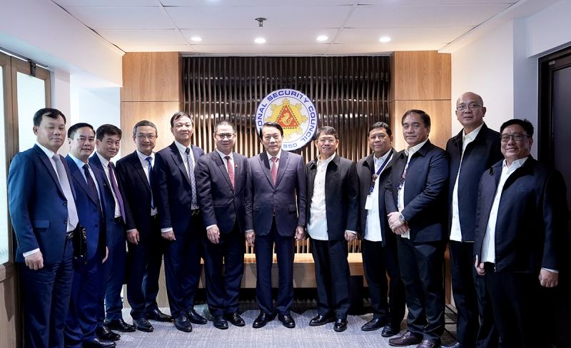 Bộ trưởng Lương Tam Quang dự Lễ ký Hiệp định ASEAN về dẫn độ -1