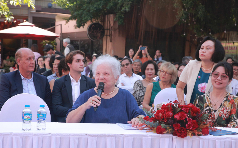 ງານ​ວາງ​ສະ​ແດງ 150 ວຽກ​ງານ​ຂອງ​ຄູ​ອາ​ຈານ ແລະ ນັກ​ສຶກ​ສາ​ວິ​ທະ​ຍາ​ໄລ​ວິ​ຈິດ​ສິນ​ອິນ​ດູ​ຈີນ - ວິ​ທະ​ຍາ​ໄລ​ວິ​ຈິດ​ສິນ​ຫວຽດ​ນາມ -0