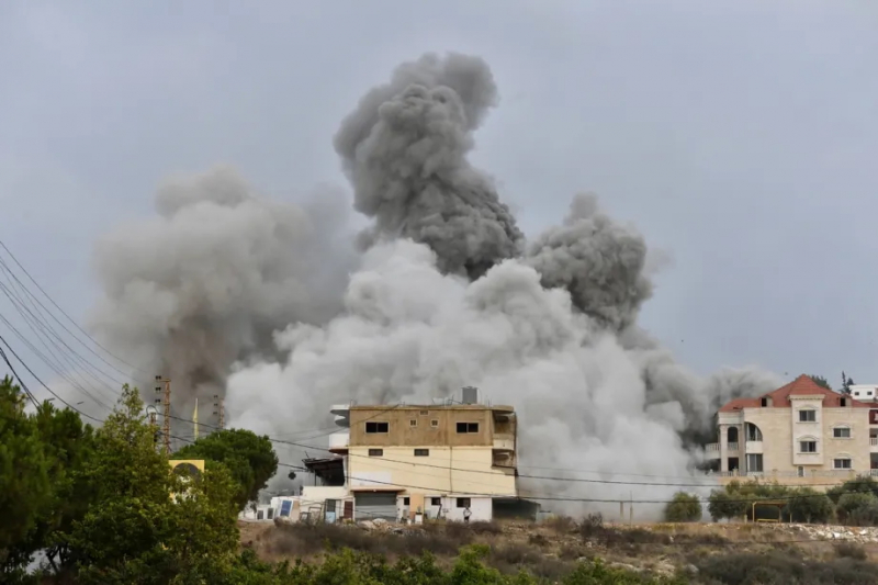 Israel không kích Lebanon, nhằm vào kho vũ khí của Hezbollah -0