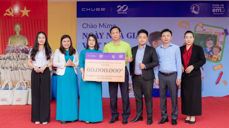 Chubb Life Việt Nam hỗ trợ học sinh Thái Nguyên sau mưa bão -0