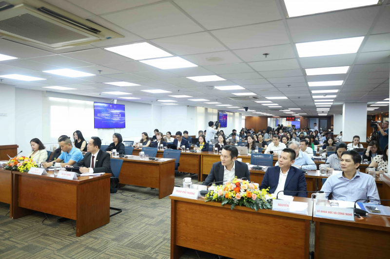 Diễn đàn Kinh tế mùa thu năm 2025 được tổ chức tại TP Hồ Chí Minh -0
