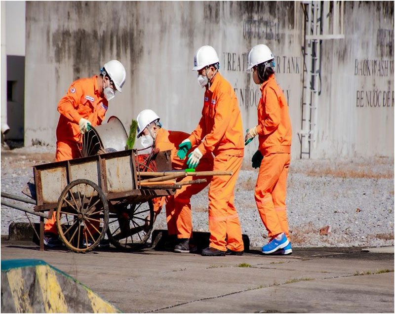 Công ty Cổ phần Nhiệt điện Phả Lại tổ chức thành công diễn tập ứng phó sự cố hóa chất năm 2025 -3