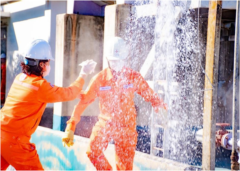 Công ty Cổ phần Nhiệt điện Phả Lại tổ chức thành công diễn tập ứng phó sự cố hóa chất năm 2025 -2