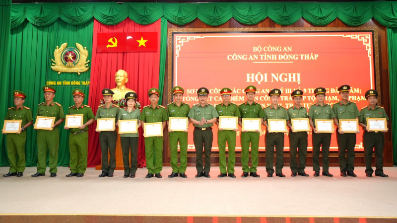 Công an Đồng Tháp kiềm giảm tội phạm, bảo vệ cuộc sống bình yên cho người dân -0