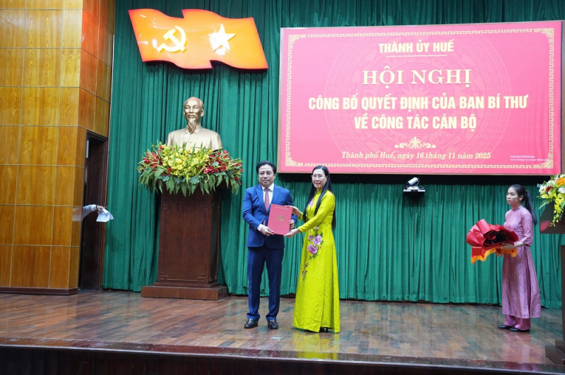 Điều động Chủ tịch tỉnh Khánh Hòa giữ chức Phó Bí thư Thành ủy Huế -0