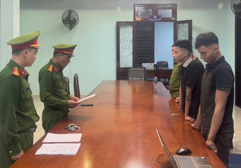 Bắt 3 đối tượng trộm cắp 2 tấn sắt thép tại dự án thi công mở rộng cao tốc La Sơn - Hoà Liên. -0