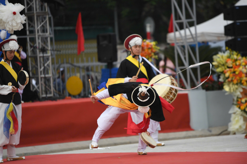 Việt Nam, Campuchia, Hàn Quốc, Philippines tưng bừng giao lưu trình diễn di sản Kéo co -0