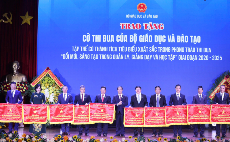 Đổi mới, nâng cao chất lượng giáo dục là yêu cầu cấp thiết trong tầm nhìn chiến lược phát triển đất nước -0